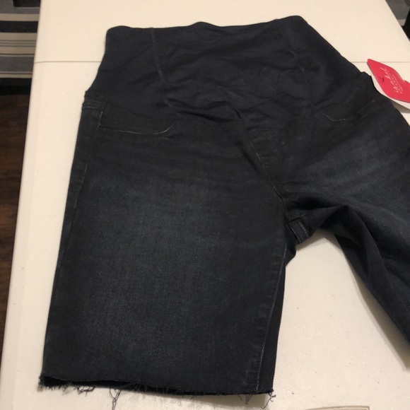Isabel Maternity Denim Shorts Size 8 - Picture 6 of 11